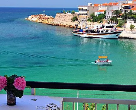 Aglaia Apartment